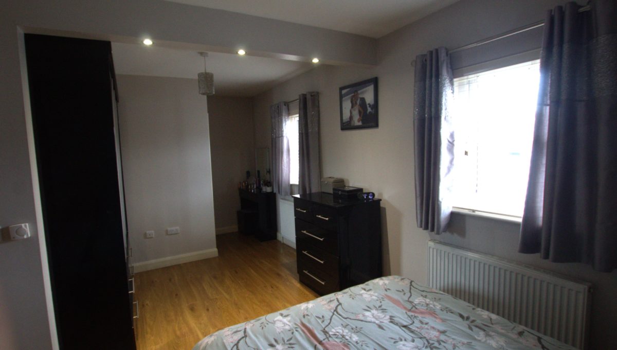 IMG_2384 Listing
